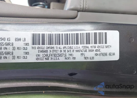 2013 Jeep Grand Cherokee Laredo z USA, uszkodzony, nr VIN 1C4RJFAT8DC503716